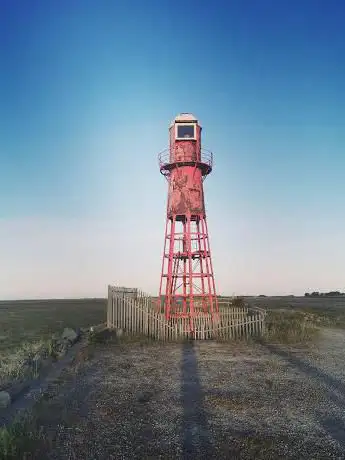 Thorngumbald Clough High Lighthouse