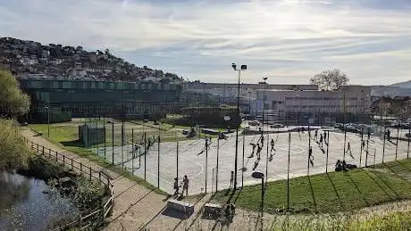 Campo de fútbol público del parque de Barreiro