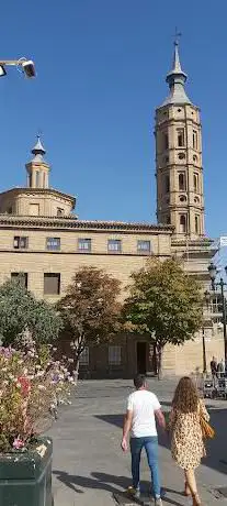 Photo de Leaning Tower of Zaragoza
