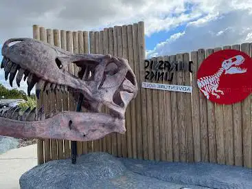 Photo de Jurassic Links Adventure Golf