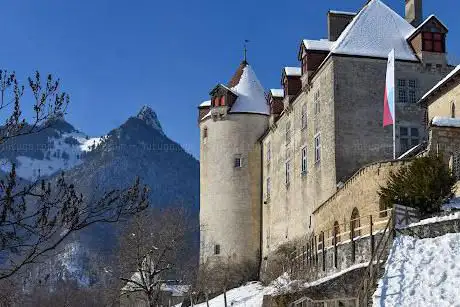 Photospot on the Grand Tour of Switzerland