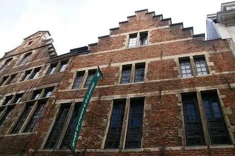 Musée Mode & Dentelle