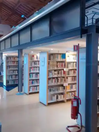 Photo de Biblioteca di Castel S. Pietro Terme