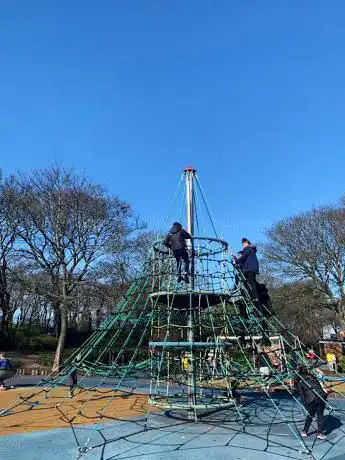 Photo de South Marine Park Childrens Play Area