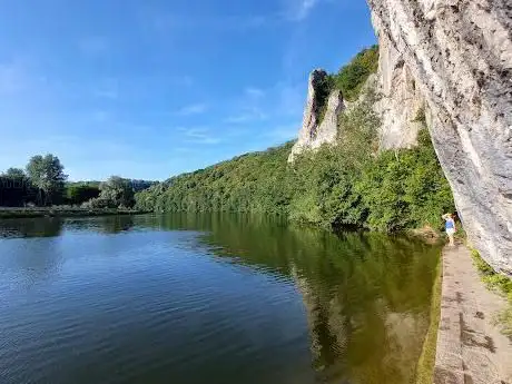 Photo de Rochers de Freÿr