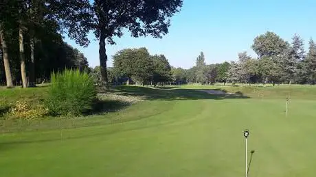 Golf Isabella