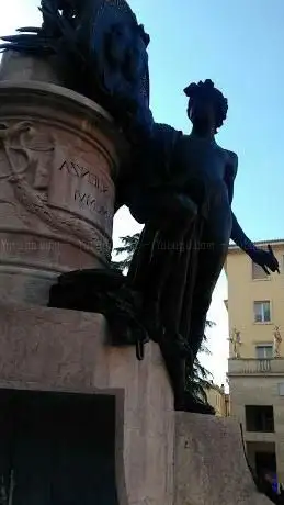Monumento ai Fratelli Pasini di Carlo Lorenzetti