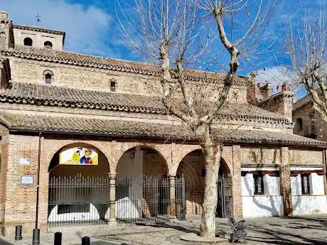 Photo de Iglesia de Santiago Apóstol