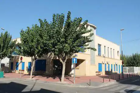 Photo de Cultural Center Zarandona