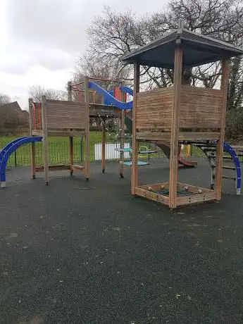 Photo de Linear Park - West playground