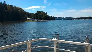 Photo de Tourist Boat