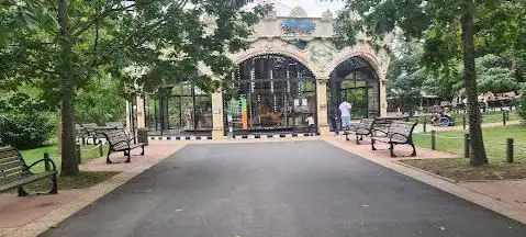 Le Carrousel 1900