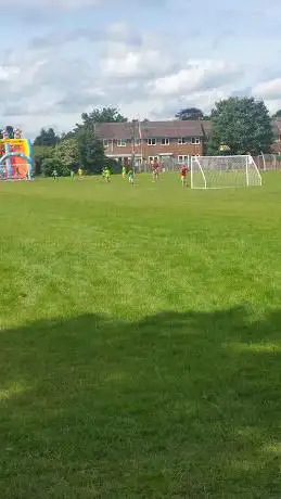 Photo de Mytchett Athletic FC  Bellew Road Ground
