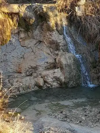 Photo de Cascata del rio Roncaccio (salto del Diavolo)