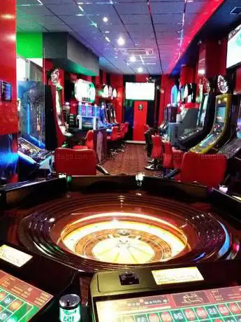 Photo de Salon De Juego Joker