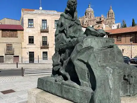 Photo de Monumento a San Juan de la Cruz
