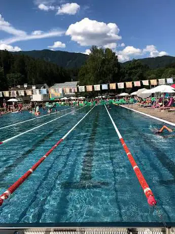 Photo de Piscina Comunale Brunico