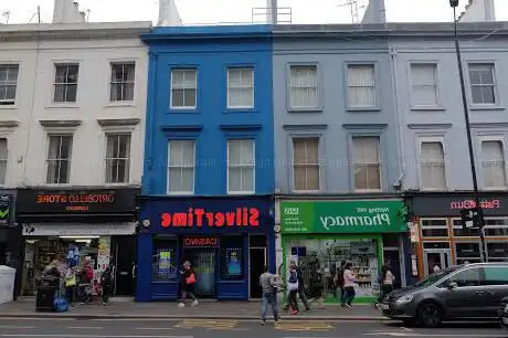 Photo de Silvertime Casino (Notting Hill)