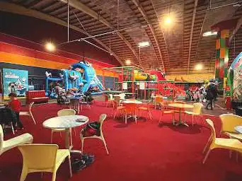 Bobo's Indoor