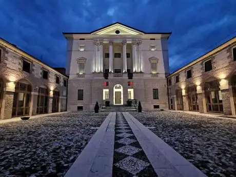 Museo Civico Palazzo Fogazzaro