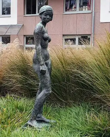 Mädchenplastik