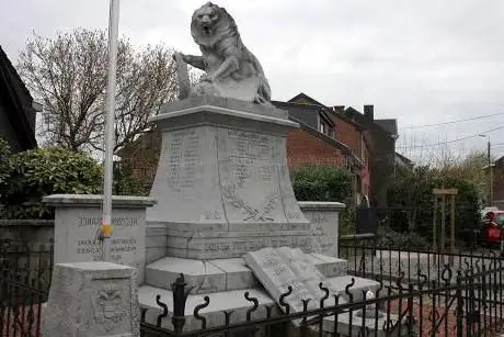 oologsmonument lieze