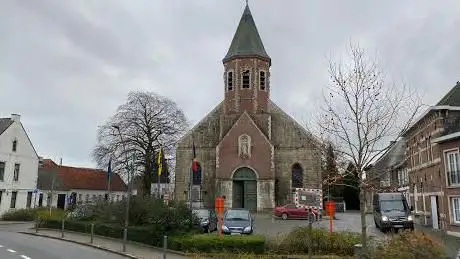 Photo de Sint-Gangulphuskerk Oosterzele