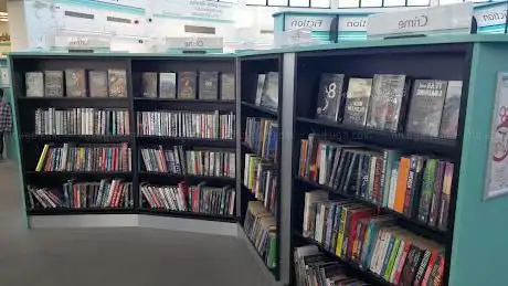 Photo de Fullwell Cross Library