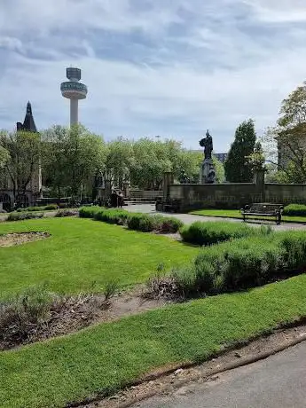 Photo de St John's Gardens