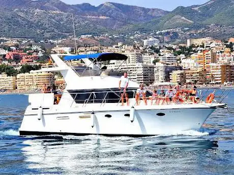 Photo de PORT TICKET OFFICE | Ferry Benalmádena Dolphin Trips, Jetskis, Parasailing