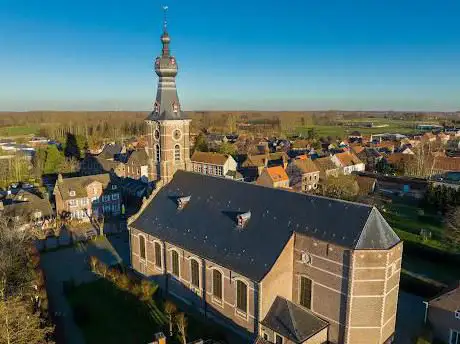 Photo de Sint-Petrus- en Pauluskerk