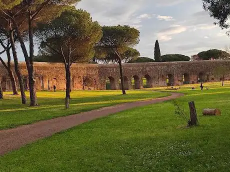 Photo de Parc des Aqueducs