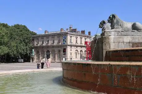 Photo de Fontaine aux Lions