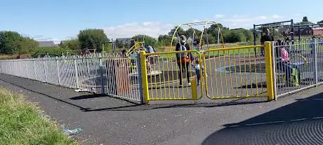 Photo de Children's Playground