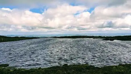 Photo de Slieve Gullion Lake