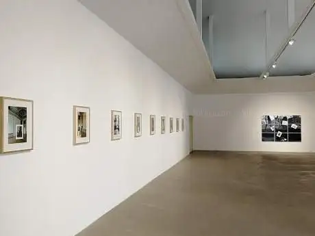 Noire Gallery