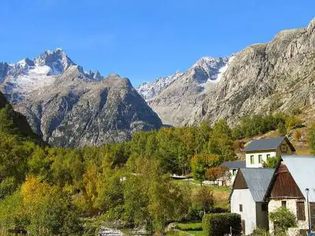 Photo de Saint Christophe en Oisans Tourist Office - The Bérarde