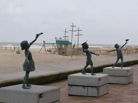 Statues Rita Craeynest
