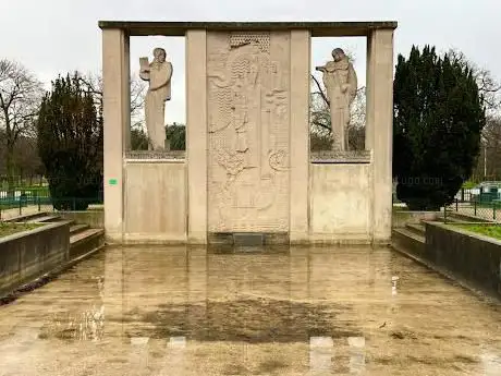 Photo de Fontaine Claude Debussy