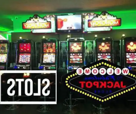 Photo de Salon De Juegos Jackpot