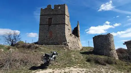 Photo de Castell de Savallà del Comtat