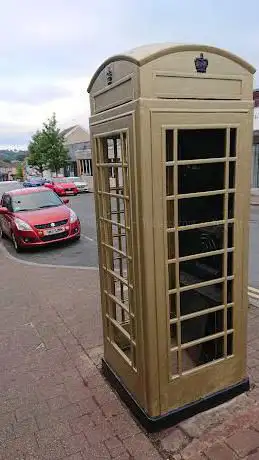 Lauren Price Olympic Gold Phone Box