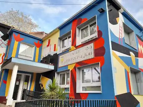 Photo de Casa de la Cultura Miguel Burgos Manella