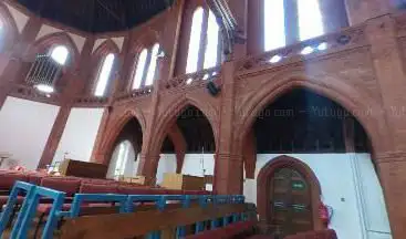 Photo de All Saints' Church