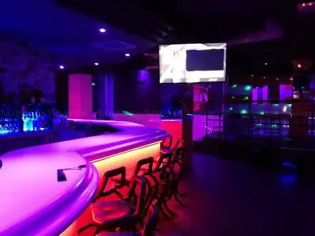 Photo de LA FUGA DISCOTECA 3.0
