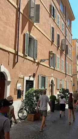 Vittoria Cusatelli sculture