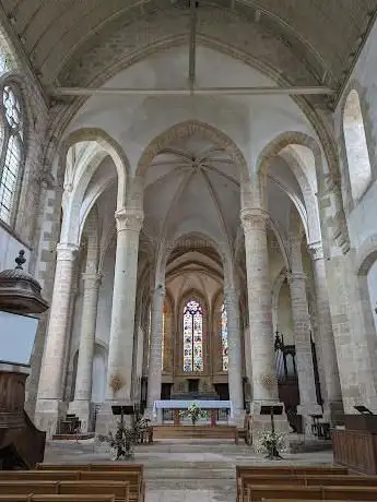 Photo de Église Saint-Pierre-et-Saint-Paul