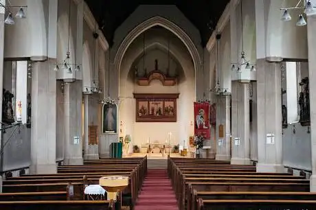 Photo de St Peter and All Souls