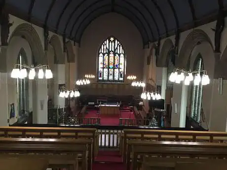 Photo de St Peter's and St John's Church