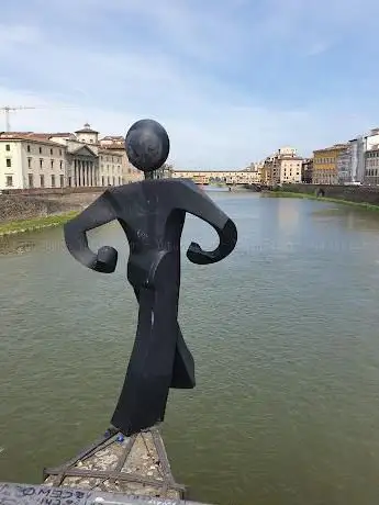 Photo de L'Uomo Comune
